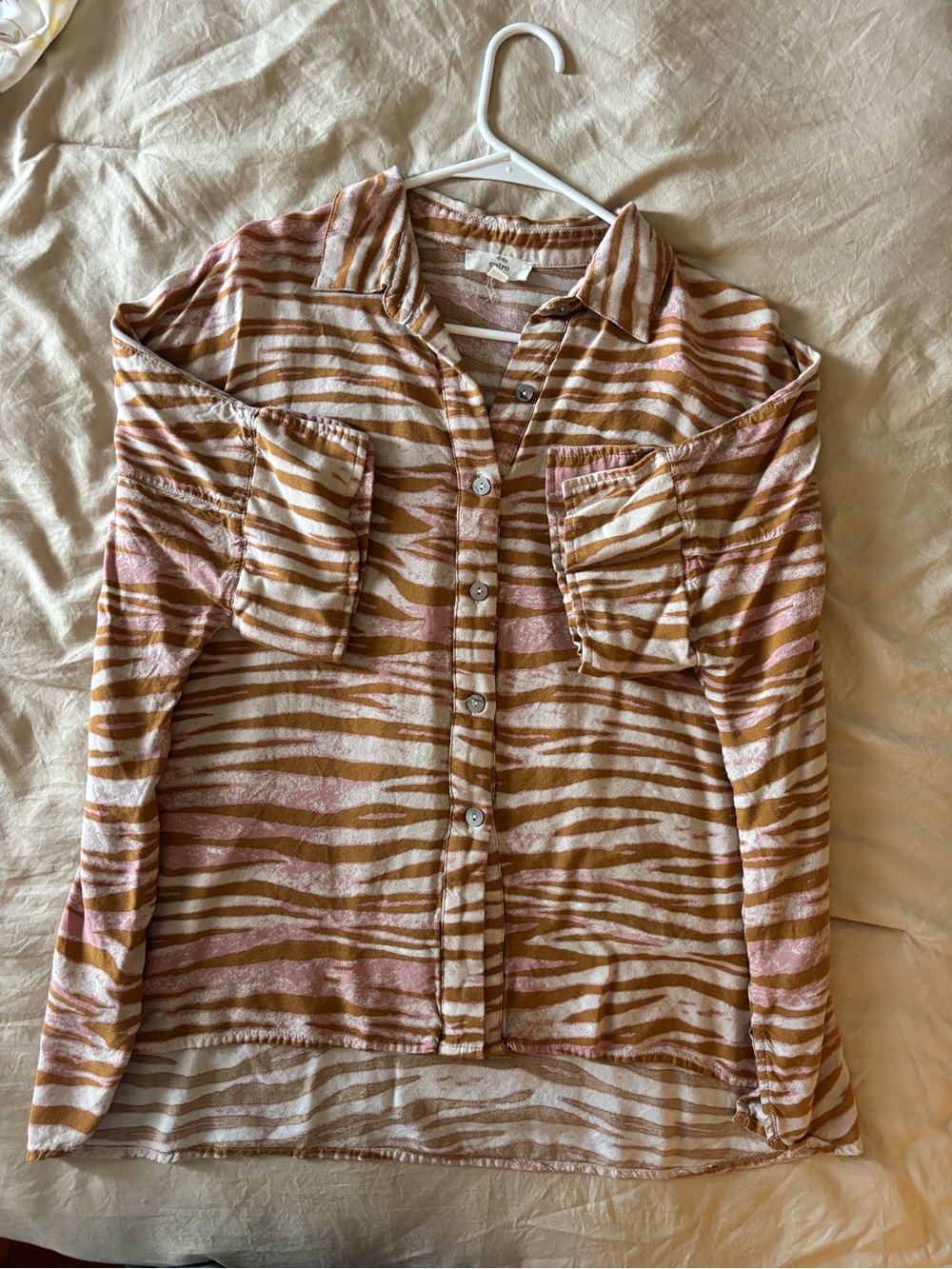 entro Striped Button-Up in Tan & Pink
